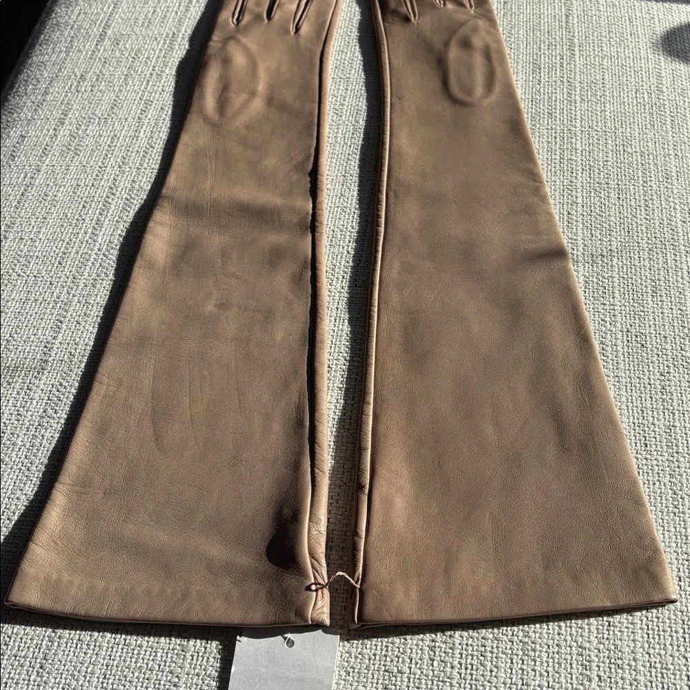 Saks Fifth Avenue Tan Leather Gloves size 7 - Picture 6 of 8